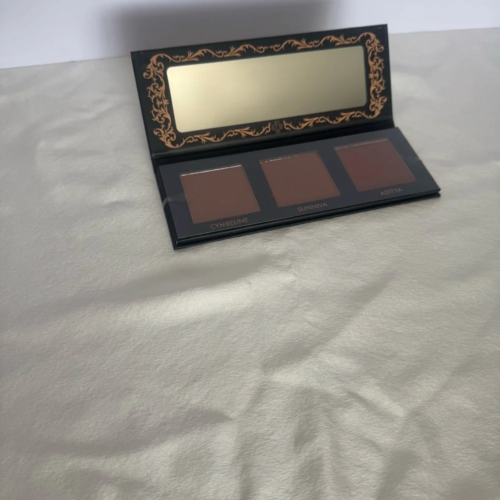 Lovecraft Beauty Contour Bronzer Palette with Mirror